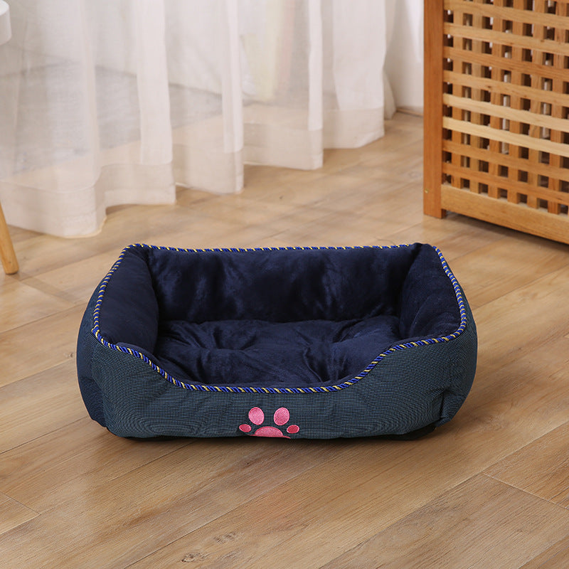 Pet Bed Rose Flower Pet Supplies Amazon Hot-Selling Winter Warm Mat Rose Short Plush Dog Bed Cat Bed